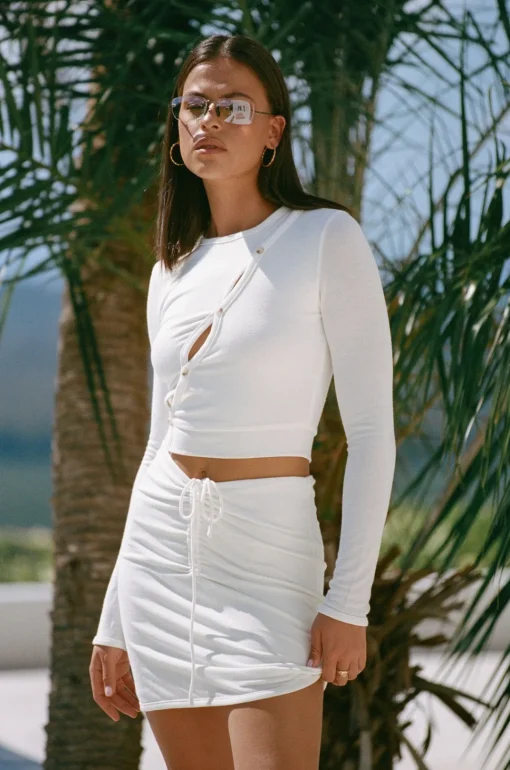 Sets | SABO Preah Keyhole Top